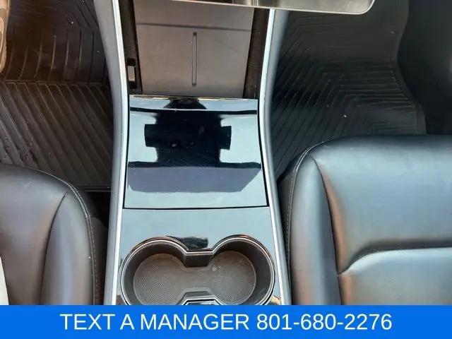 2020 Tesla Model 3 Standard Range Rear-Wheel Drive