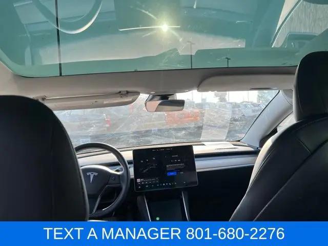 2020 Tesla Model 3 Standard Range Rear-Wheel Drive