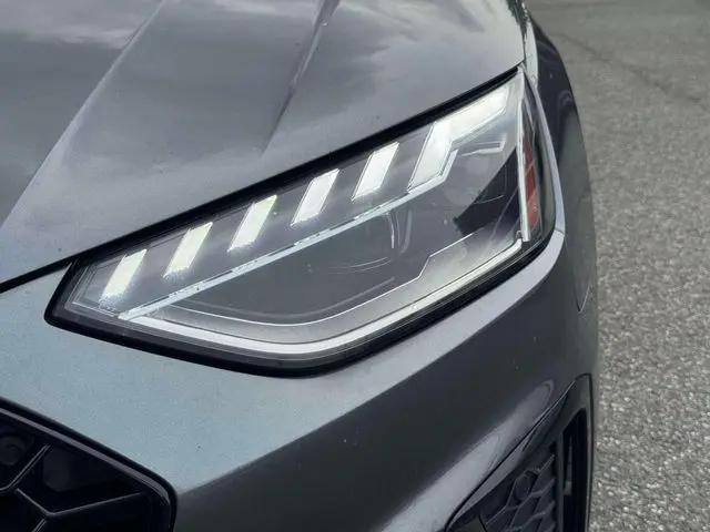 2021 Audi A4 Premium Plus 45 TFSI S line quattro S tronic