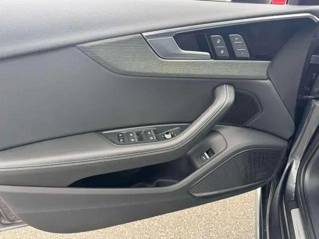 2021 Audi A4 Premium Plus 45 TFSI S line quattro S tronic