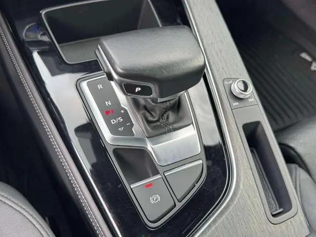2021 Audi A4 Premium Plus 45 TFSI S line quattro S tronic