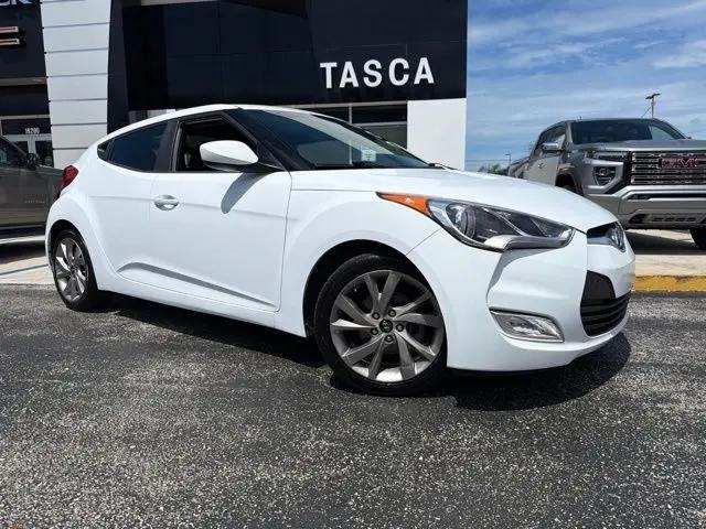 2017 Hyundai Veloster Base for sale in Clearwater, FL