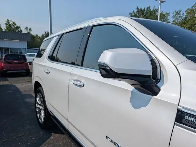2024 GMC Yukon 4WD Denali