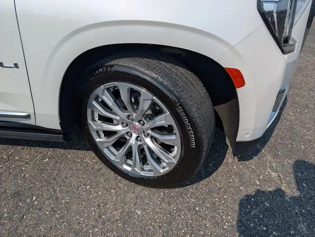 2024 GMC Yukon 4WD Denali