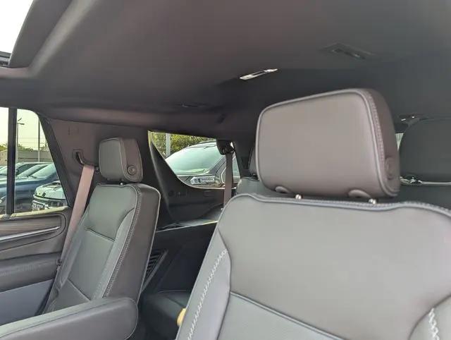 2024 GMC Yukon 4WD Denali