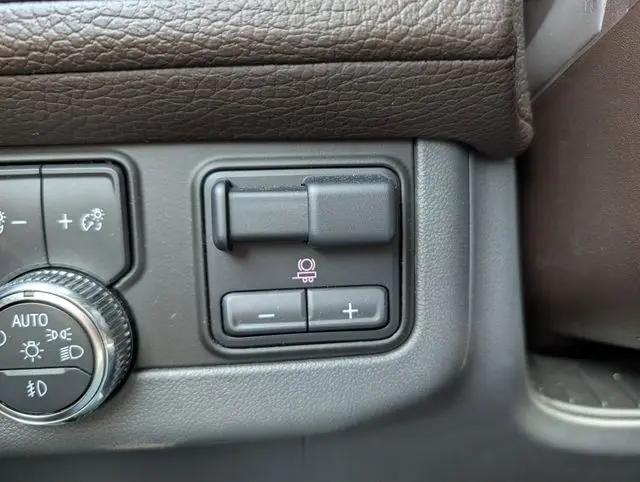 2024 GMC Yukon 4WD Denali