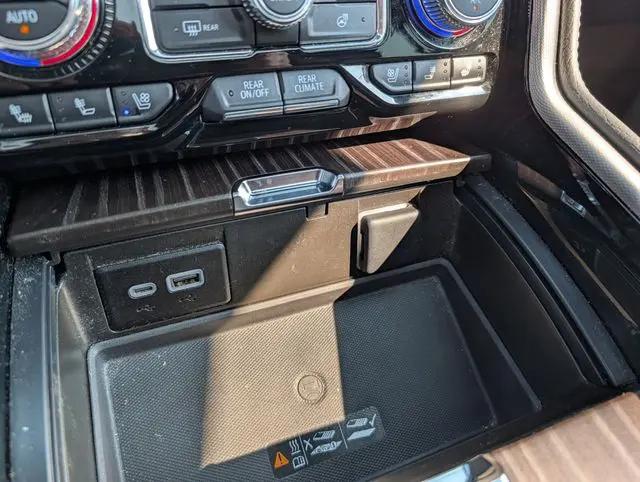 2024 GMC Yukon 4WD Denali