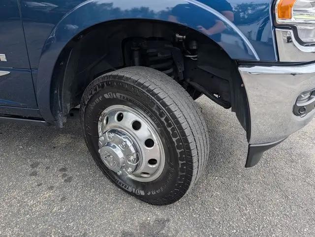 2021 Ram 3500 Limited Crew Cab 4x4 8' Box