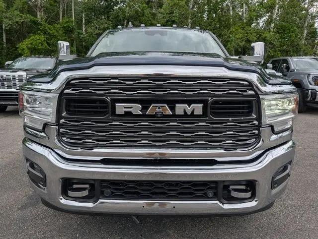 2021 Ram 3500 Limited Crew Cab 4x4 8' Box