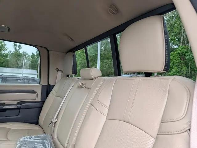 2021 Ram 3500 Limited Crew Cab 4x4 8' Box