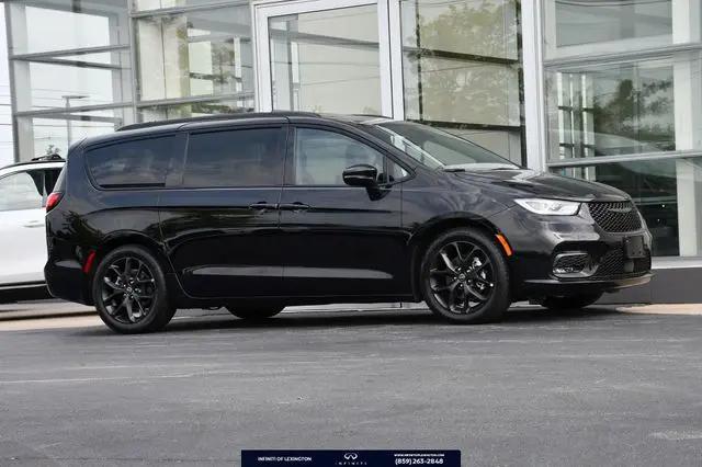 2026 Chrysler Pacifica Limited for sale in Lexington, KY