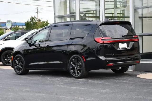 2026 Chrysler Pacifica Limited