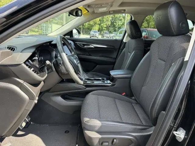 2022 Buick Envision AWD Preferred