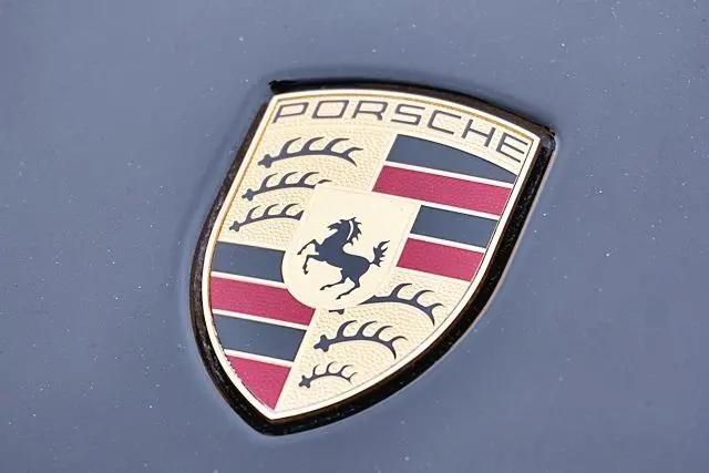 2024 Porsche Macan S