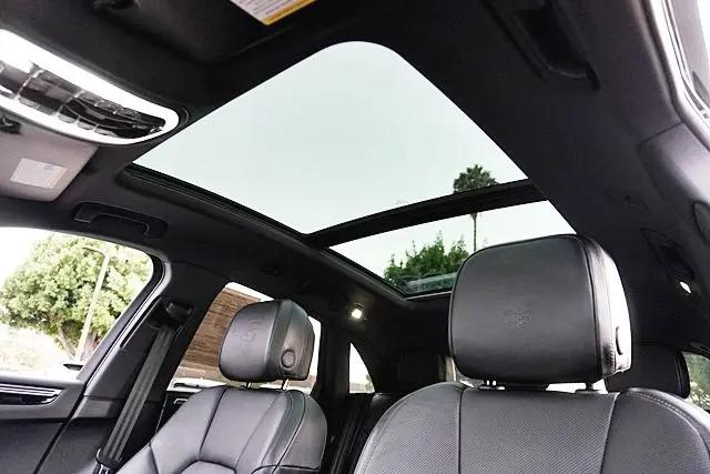 2024 Porsche Macan S