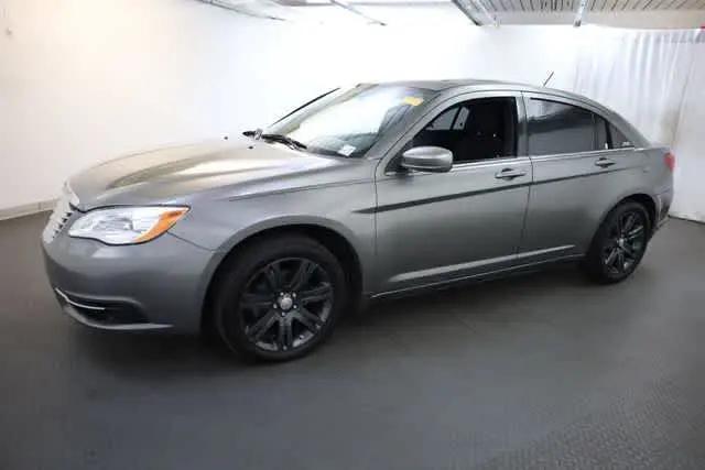 2013 Chrysler 200 LX