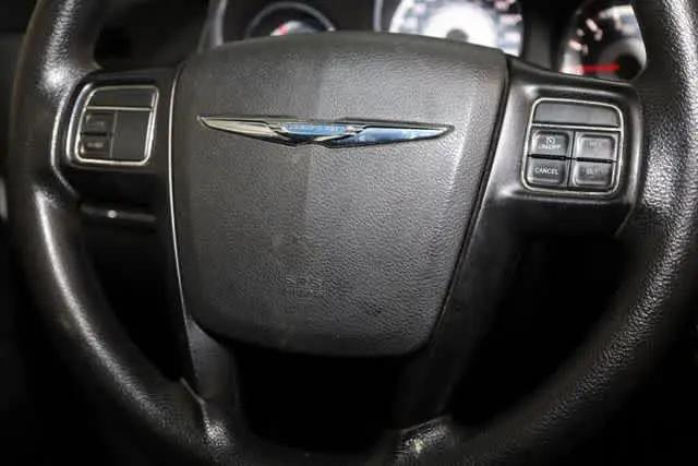 2013 Chrysler 200 LX