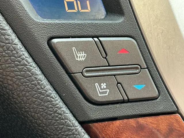 2011 Cadillac CTS Premium