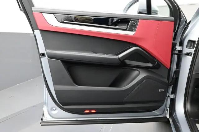 2025 Porsche Cayenne Cayenne
