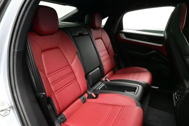 2025 Porsche Cayenne Cayenne