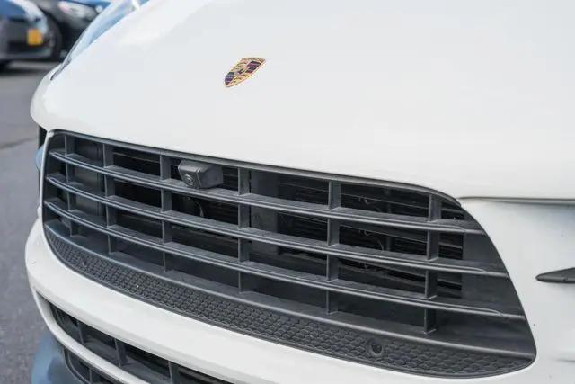 2021 Porsche Macan Macan