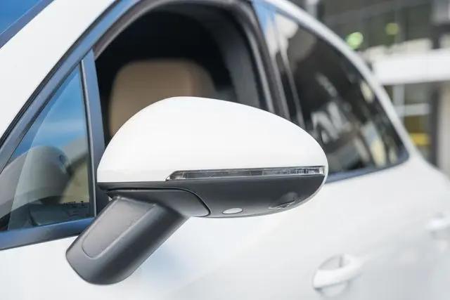 2021 Porsche Macan Macan