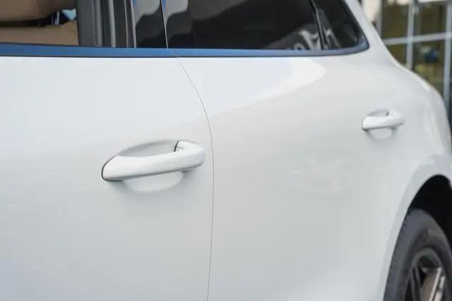 2021 Porsche Macan Macan
