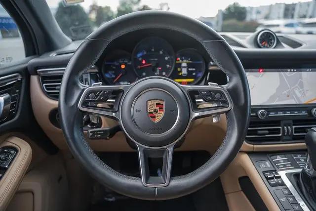 2021 Porsche Macan Macan