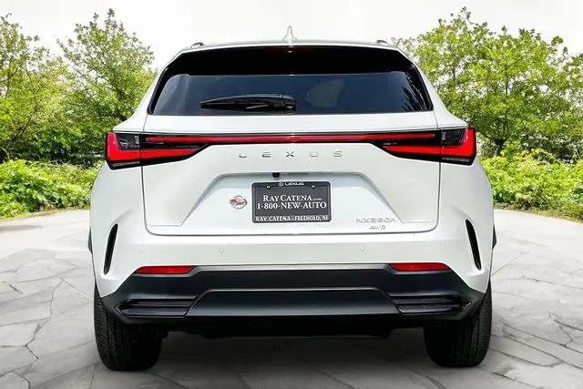 2025 Lexus NX 350h Premium