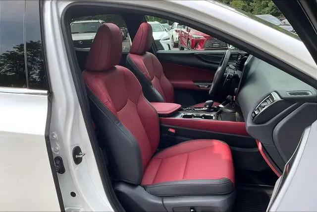 2025 Lexus NX 350h Premium