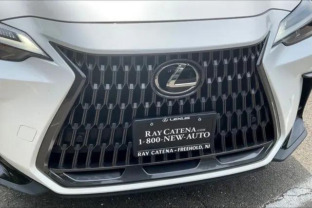 2025 Lexus NX 350h Premium
