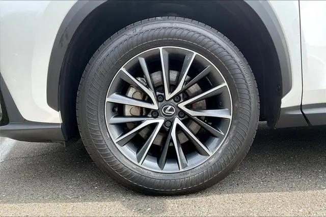 2025 Lexus NX 350h Premium