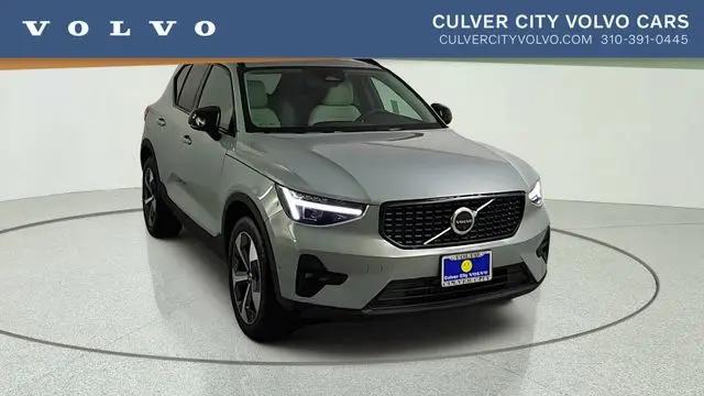 2026 Volvo XC40 Plus, B5 AWD Gas mild hybrid, Dark for sale in Culver City, CA