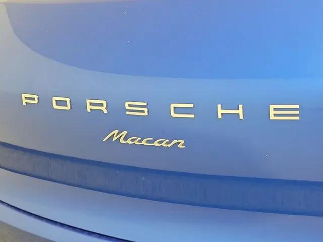 2018 Porsche Macan Macan