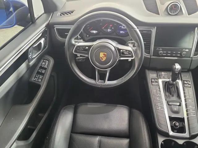 2018 Porsche Macan Macan