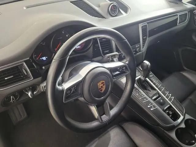 2018 Porsche Macan Macan