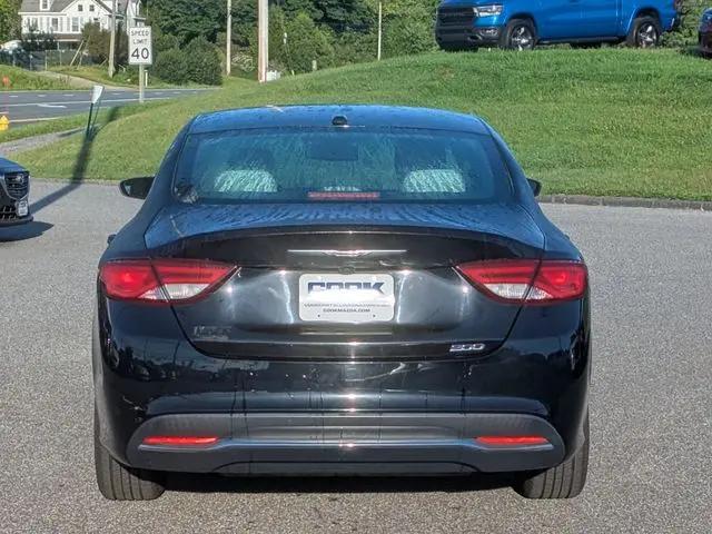 2015 Chrysler 200 Limited