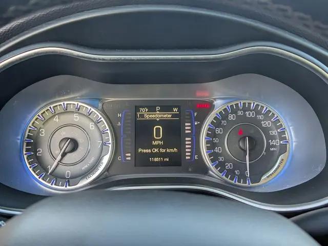 2015 Chrysler 200 Limited