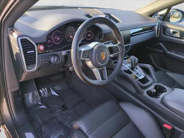 2023 Porsche Cayenne Platinum Edition