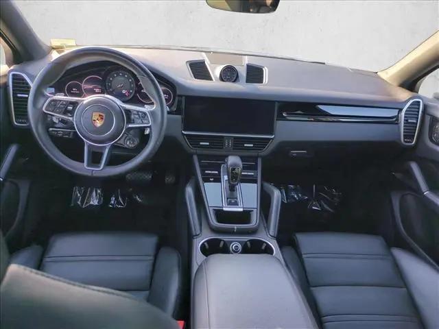 2023 Porsche Cayenne Platinum Edition