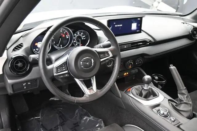 2025 Mazda MX-5 Club