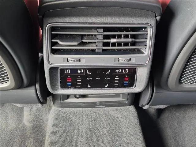 2025 Audi SQ8 Premium Plus 4.0 TFSI quattro