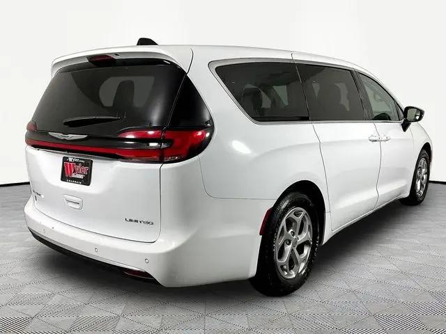 2024 Chrysler Pacifica Limited