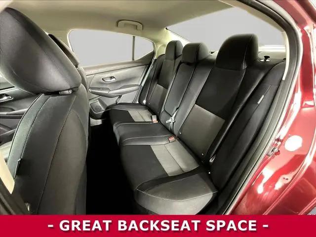 2021 Nissan Sentra SV Xtronic CVT