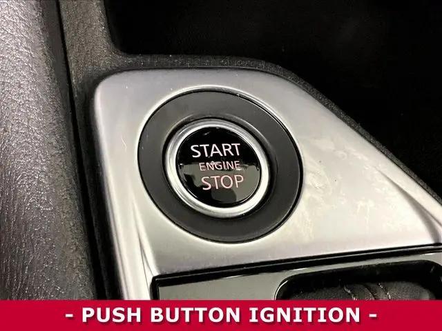 2021 Nissan Sentra SV Xtronic CVT