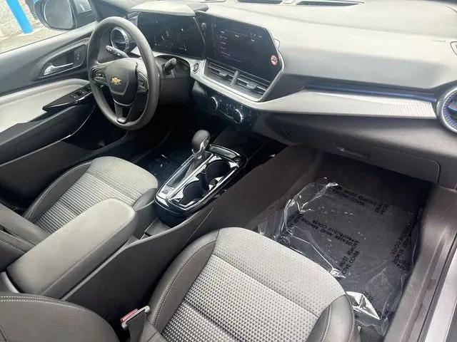 2025 Chevrolet Trax FWD LT