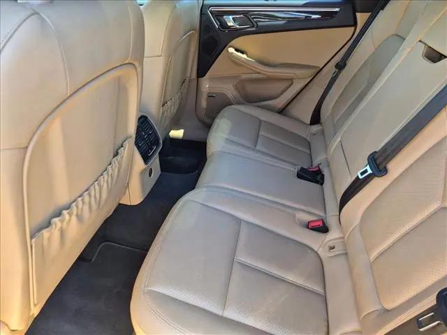 2018 Porsche Macan S