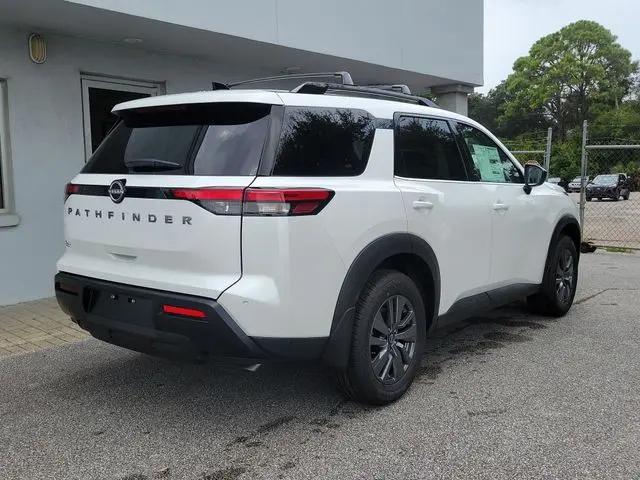 2026 Nissan Pathfinder SV