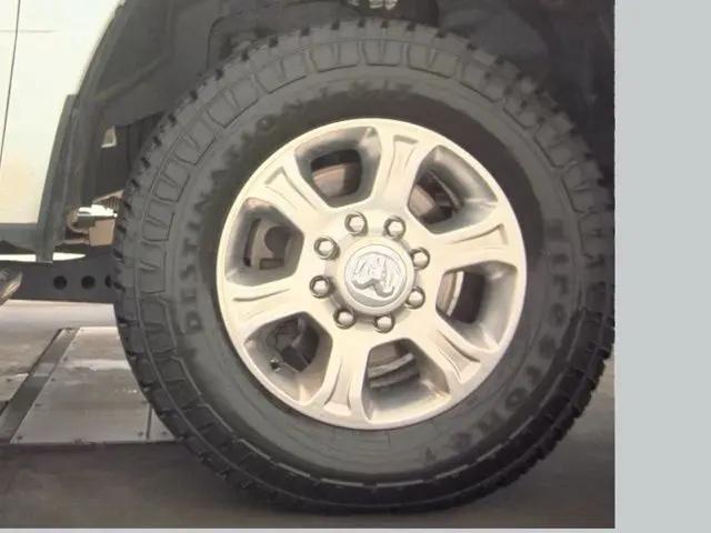2024 Ram 2500 Big Horn Crew Cab 4x4 64 Box