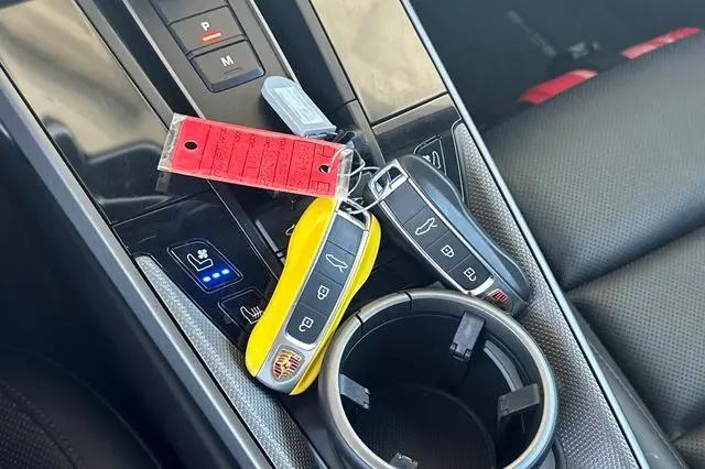 2023 Porsche 911 Carrera 4 GTS Cabriolet